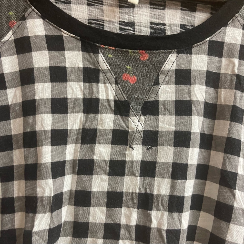 Cato Fashions black & white checkered cherry print top/shirt
size 18/20W - Picture 2 of 5